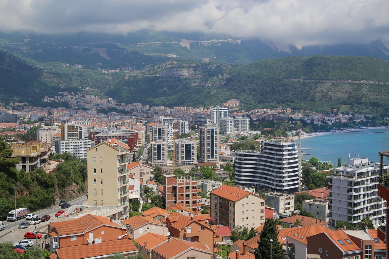 Ana Apartment Budva Bagian luar foto