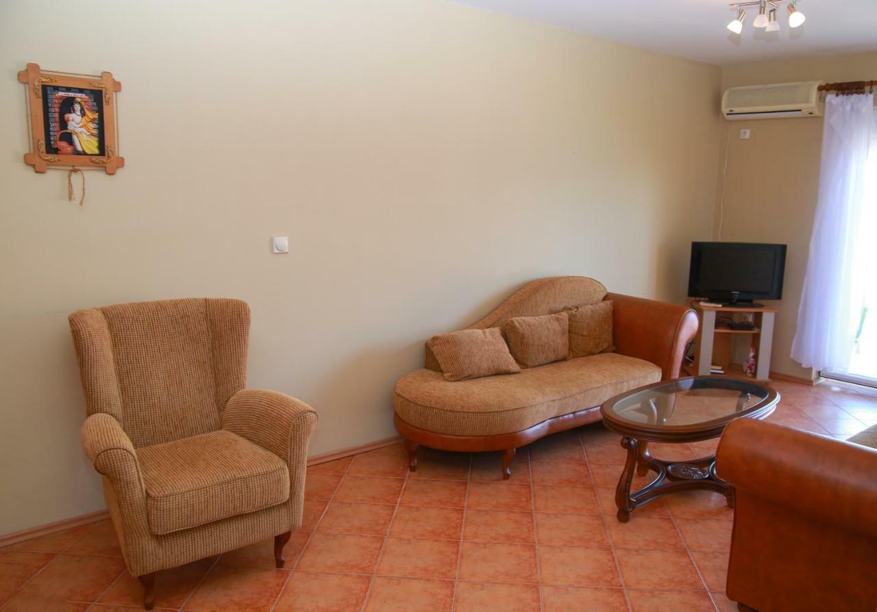 Ana Apartment Budva Bagian luar foto